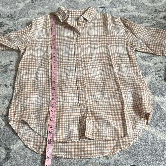 Everlane Linen Button Down - Picture 6 of 10